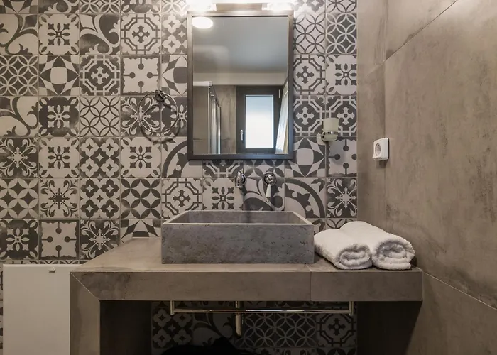 Adriana's Loft アルゴストリオン